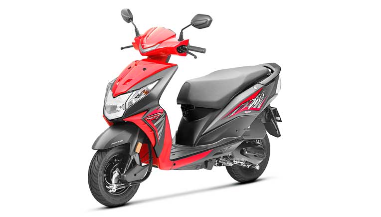  Honda lanza la moto-scooter Dio