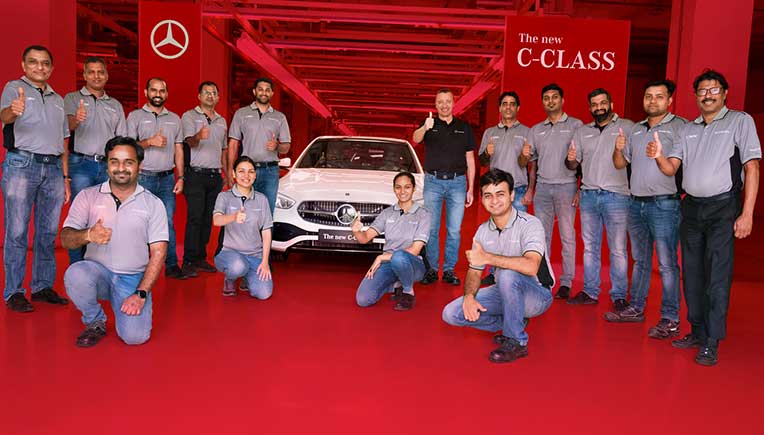 The 5th generation of C-Class commenced roll out from the Mercedes-Benz’s state-of-the-art production facility in Chakan, Pune. 