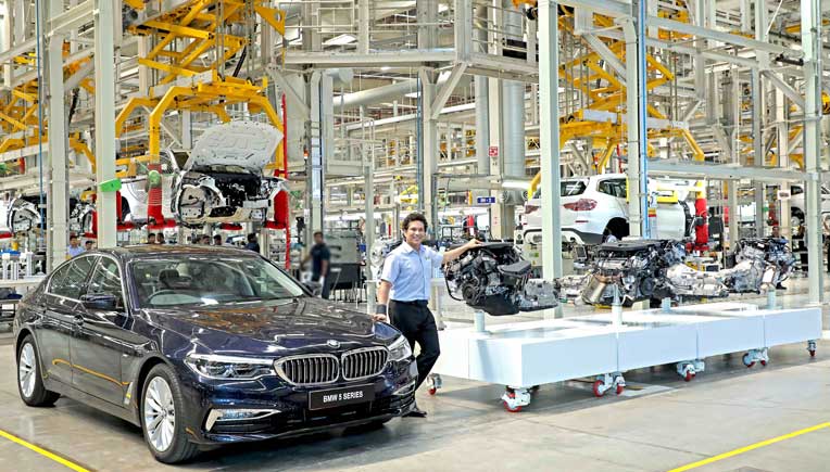 Sachin Tendulkar at the BMW plant in Chennai