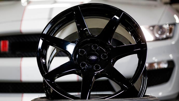 Carbon fibre wheel for Ford car from Carbon Revolution of Australia