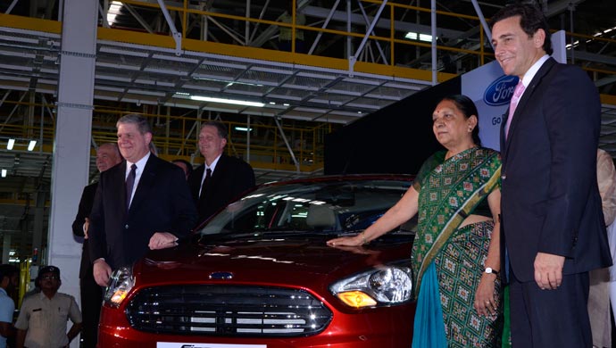 Ford Motor Company officials with Gujarat Chief Minister