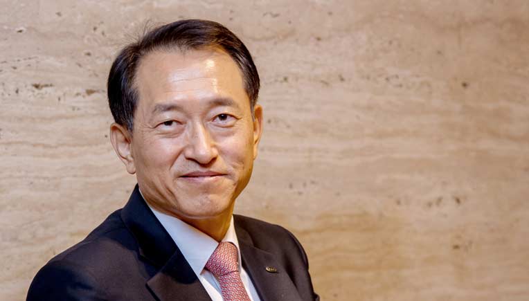 Yong S. Kim 