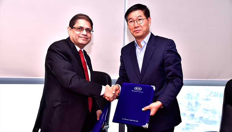 The MoU was signed in the presence of Pralay Mondal, Senior Group President and Head, Retail and Business Banking, Yes Bank and Kookhyun Shim, MD & CEO, Kia Motors India.