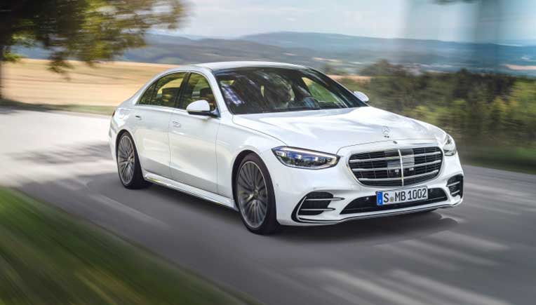 Mercedes Benz leads in luxury car sales in India with 11,242 units in 2021