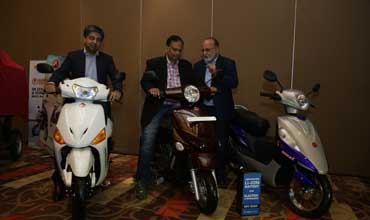 Hero Electric launches E-Tipper; Lithium Ion technology for scooters 