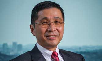 Hiroto Saikawa is new Nissan CEO; Carlos Ghosn continues as Chairman 