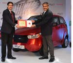 Mahindra Reva and Vodafone announce partnership