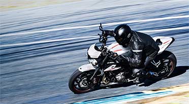 Triumph delivers 701 Street Triple motorbikes in India