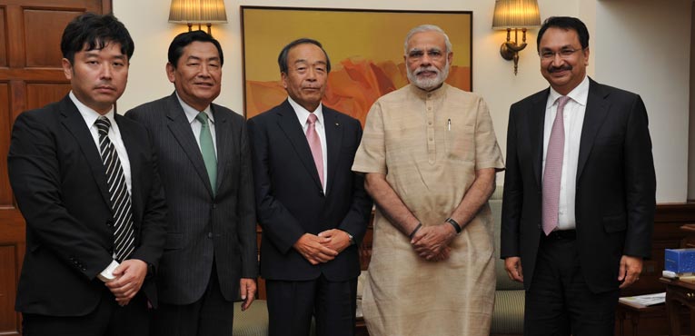 Toyota officials with Indian Prime Minister Narendra Modi