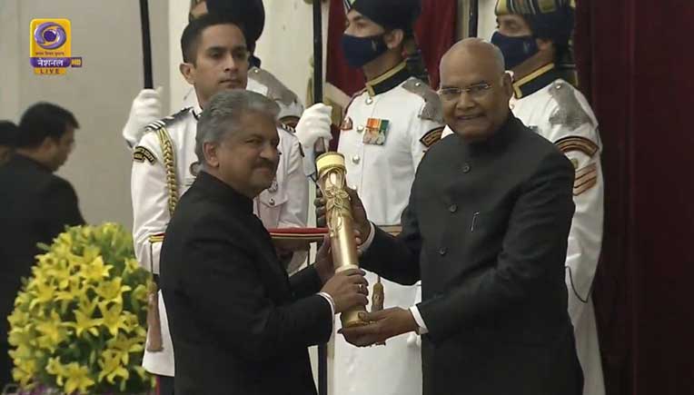 Anand Gopal Mahindra being awarded the Padma Bhushan