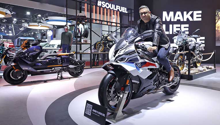 BMW Motorrad India launches the new BMW S 1000 RR.