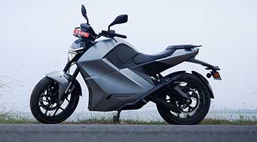 Raptee.HV T30 motorcycle is 1st e-2 wheeler with car charging standard 