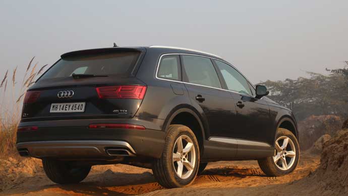 Rear shot of the all new Audi Q7