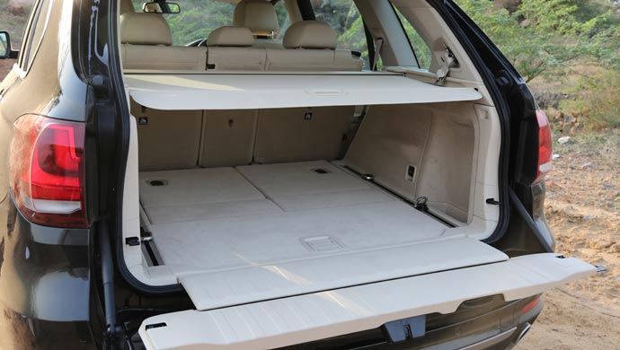 Ample storage with the third row of seats down in BMW X5