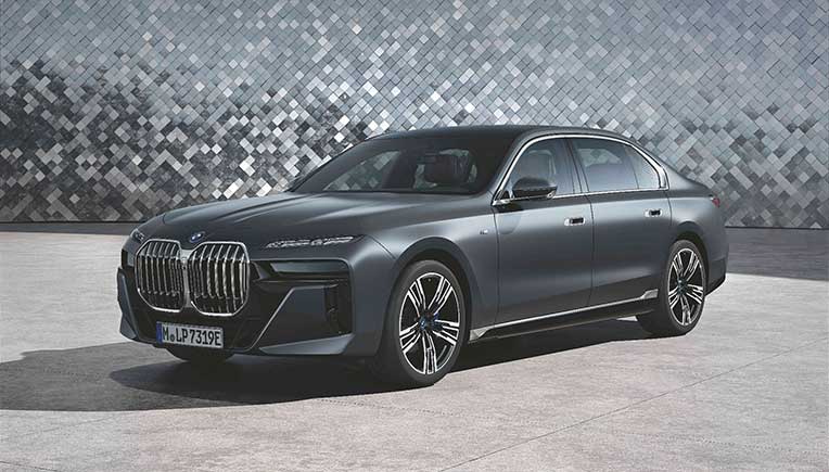 The-all-new-BMW-740d