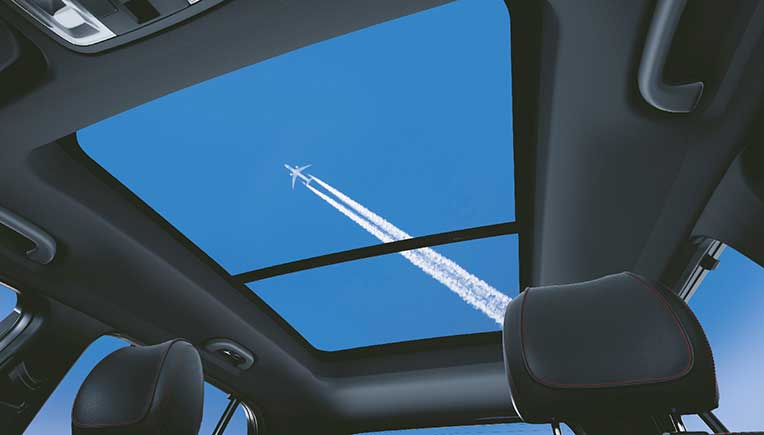 Voice-enabled-smart-panoramic-sunroof