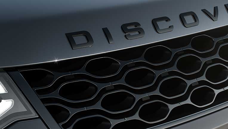 The-Discovery-Sport-features-subtle-exterior-updates-highlighting-its-distinctive-Discovery-DNA