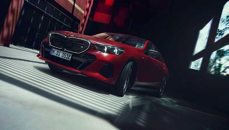 Pre-launch bookings open for first-ever all-electric BMW i5 M60 xDrive