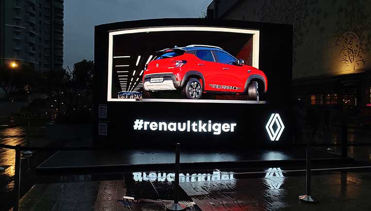 Renault India kicks off first 3D anamorphic experience for Kiger