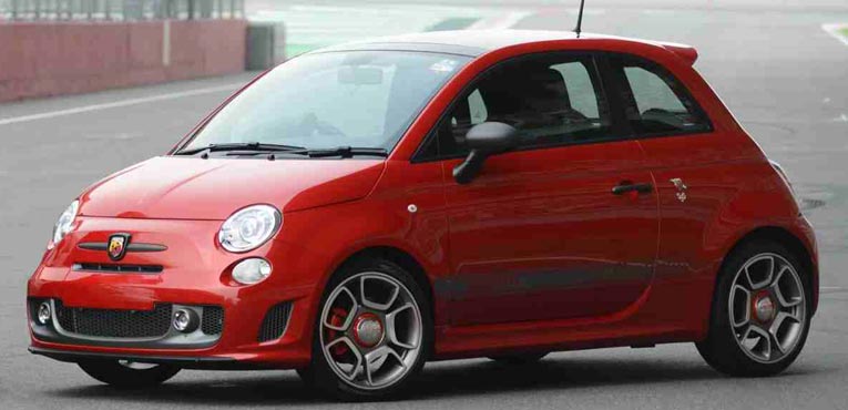 FCA introduces new Fiat Abarth 595 Competizione for Rs 29.85 lakh