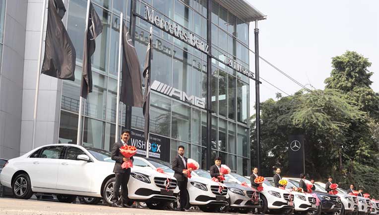 Festival of lights shines bright on Mercedes-Benz; records 600 car sales