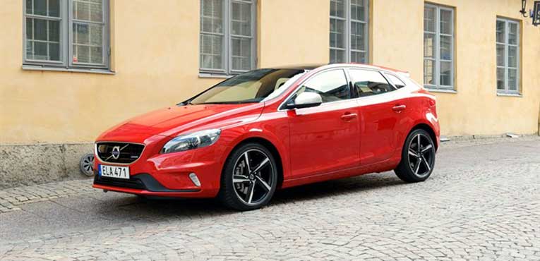 Volvo launches V40 hatchback in India for Rs 24.75 lakh
