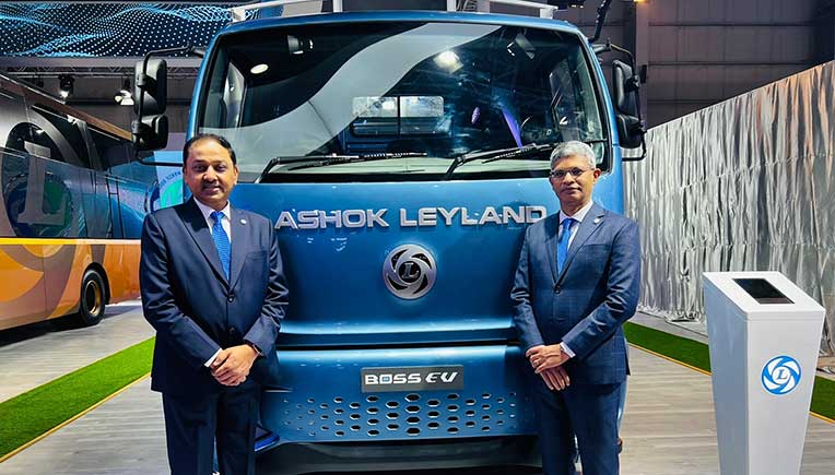 Shenu Agarwal, MD & CEO, Ashok Leyland and Dr. N Saravanan, CTO, Ashok Leyland with the newly launched Ashok Leyland’s Boss EV