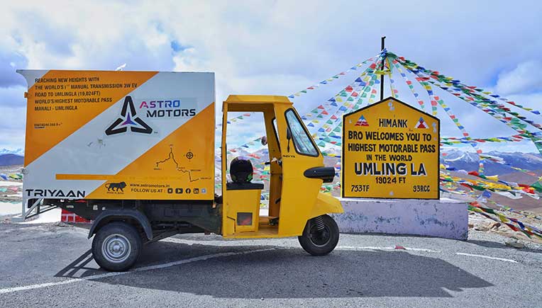 Astro Motors Navya is 1st electric 3-wheeler to reach Umling La Pass 
