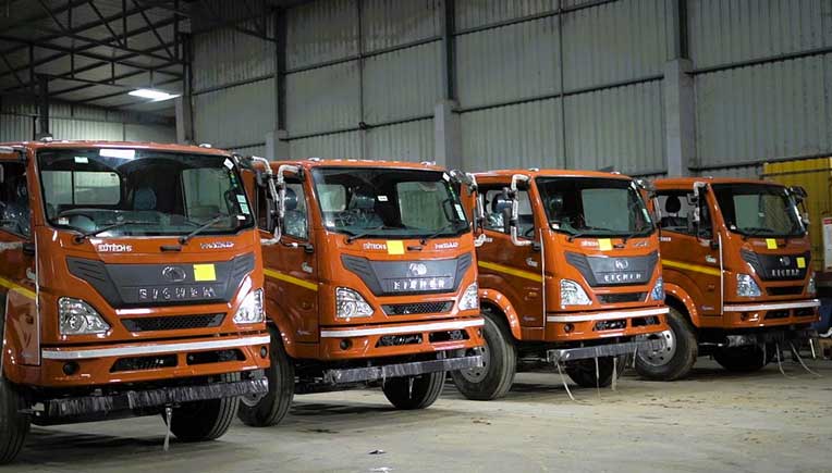 Eicher delivers 100 units of Eicher Pro 2114XP CNG To Nuniwal Roadways