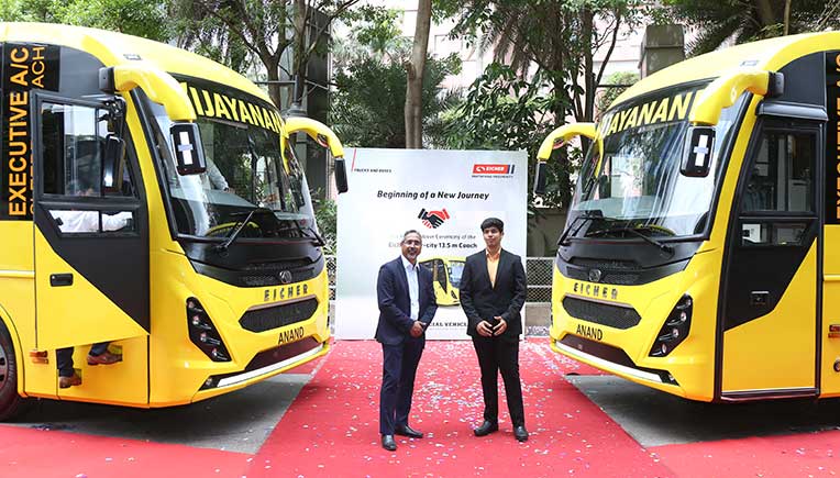 Eicher delivers Intercity 13.5m AC sleeper buses to Vijayanand Travels 