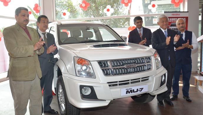 Isuzu officials at new dealership launch in Jaipur