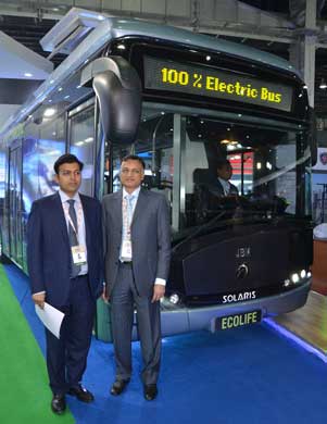 Nishant Arya, ED, JBM Group, S.K. Arya, Chairman JBM Group, 100% Electric Bus 'ECOLIFE'