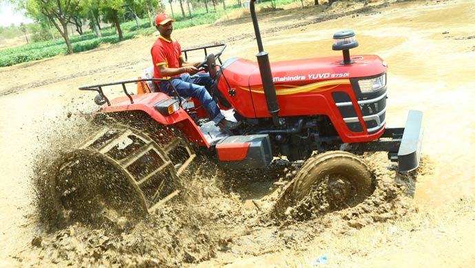 Mahindra Yuvo offers many new technology features to Indian farmers looking for tractors in 30 – 45 HP range.