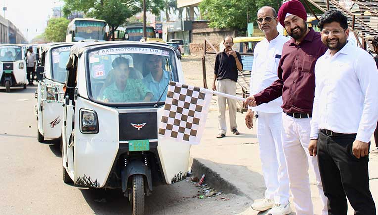 Montra Electric organises drivers meet in Kanpur
