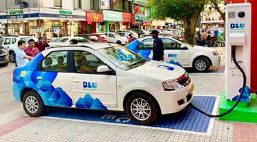 Electric taxi platform BluSmart completes 4.75 million pollution free kms