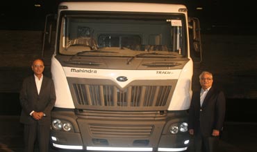 Mahindra Truck and Bus Division rolls out 15,000th HCV truck 