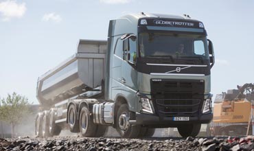 Volvo’s new tandem axle lift gives better grip, lower fuel consumption 