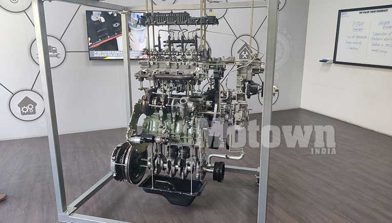 Display of CV engine at the Uptime Centre
