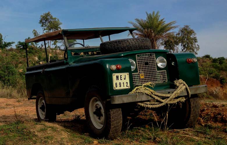 Maya-1966 Land Rover Series 2A (Photo Credit-Sanjeev Monga)