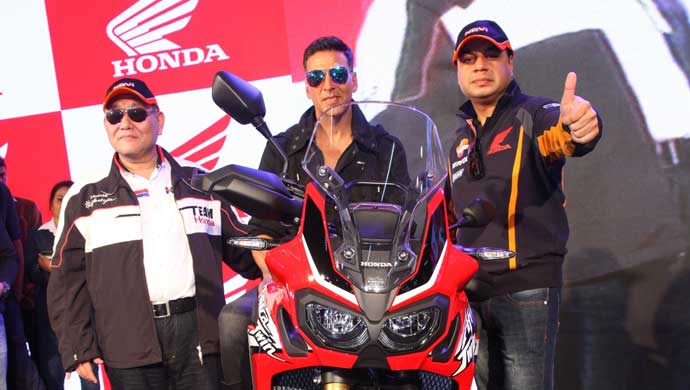 Akshay Kumar poses on the Africa Twin motorcycle 