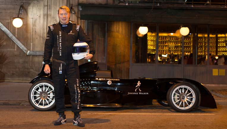 Johnnie Walker – The Journey is encouraging people in India to #JOINTHEPACT with Mika Hakkinen, the Global Responsible Drinking Ambassador and Two-time Formula One World Drivers’ Champion.