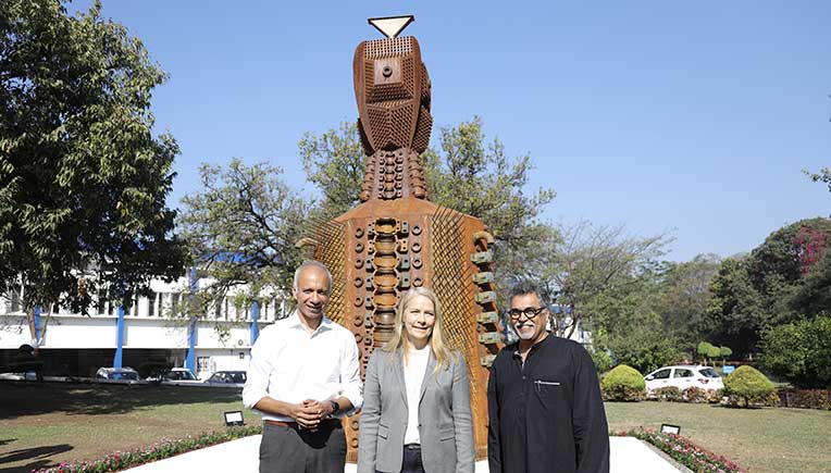 (From L to R) Manish Bhatnagar, MD _ SKF India, Annika Ölme, CTO and SVP, Technology Development at SKF group and the artist Subodh Kerkar at unveiling of 'The Bearing Being'