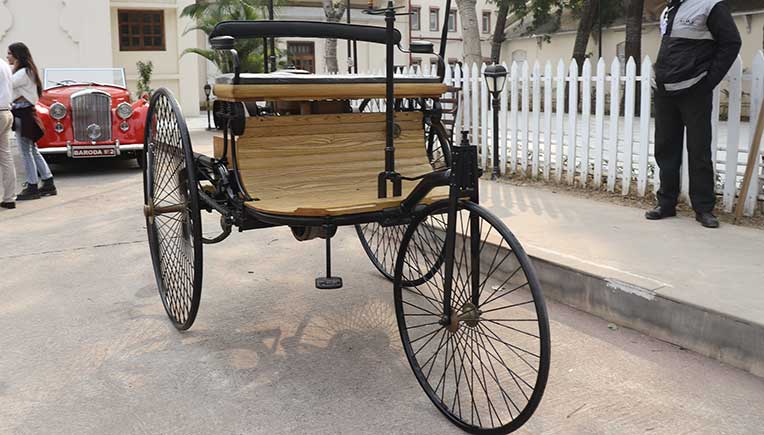 1886-Benz-Patent-Motorwagen--the-first-car-invented-by-Karl-Benz---pioneering-founder-of-Mercedes-Benz-