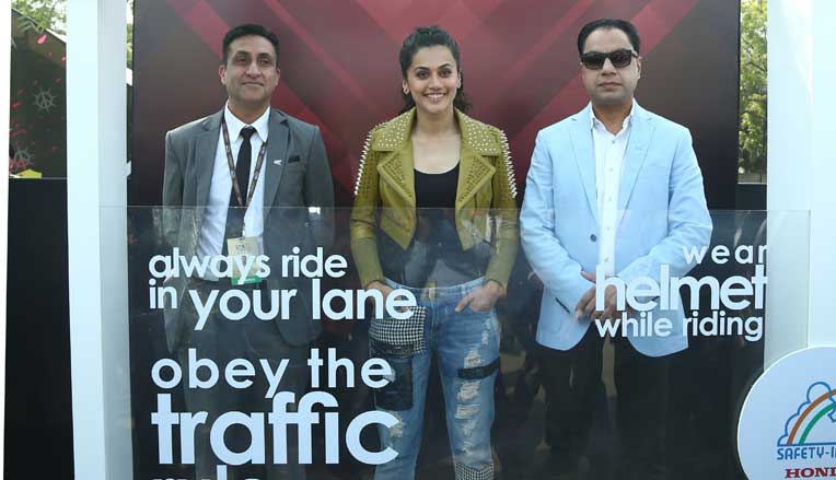 Bollywood diva Taapsee Pannu with Senior HMSI officials