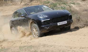 Driving off-road in a Porsche Cayenne