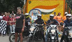 Suzuki Motorcycle India flags-off 4200 km Tri-Cultural Brotherhood Ride