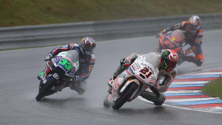 Aspar Mahindra Team’s Pecco Bagnaia was one of many to crash out of the race, hampered by tyre problems