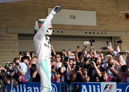 Hamilton beats Rosberg in US Grand Prix to inch close to title 