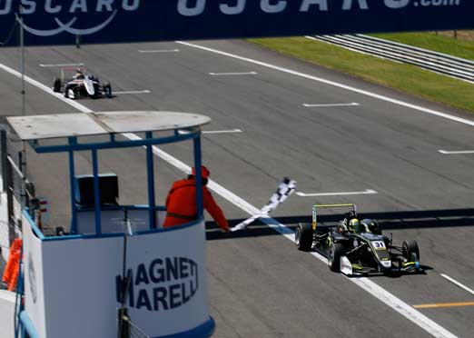 Lando Norris pips Daruvala in 4th race of FIA F3 European Championship