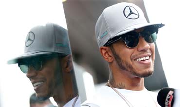 Lewis Hamilton scrapes through to win Austrian GP